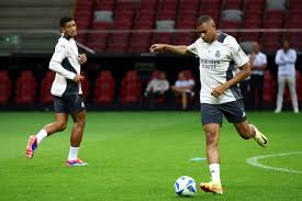 是意大利足 是意大利足